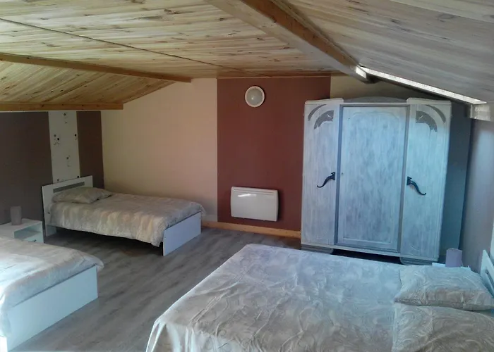 Ferienhaus Familial -- Les Kiwis Gémozac